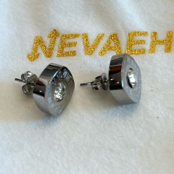 Chunky silver earrings NEVAEH - Picture 3 of 3